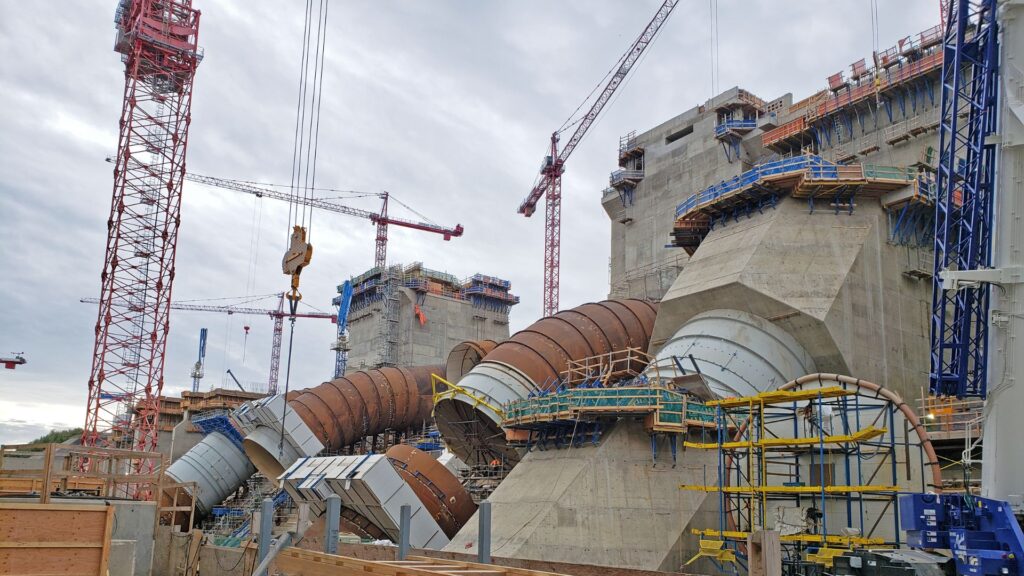 Site C Clean Energy Project Spillways and Generating Station Penstocks